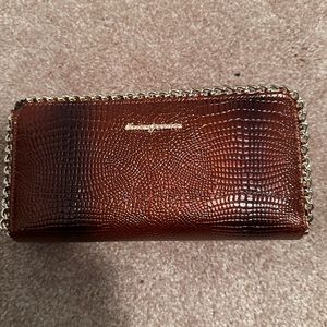 Women’s wallet